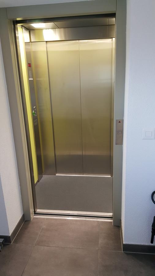 Attika Wohnung Spiez Kültér fotó